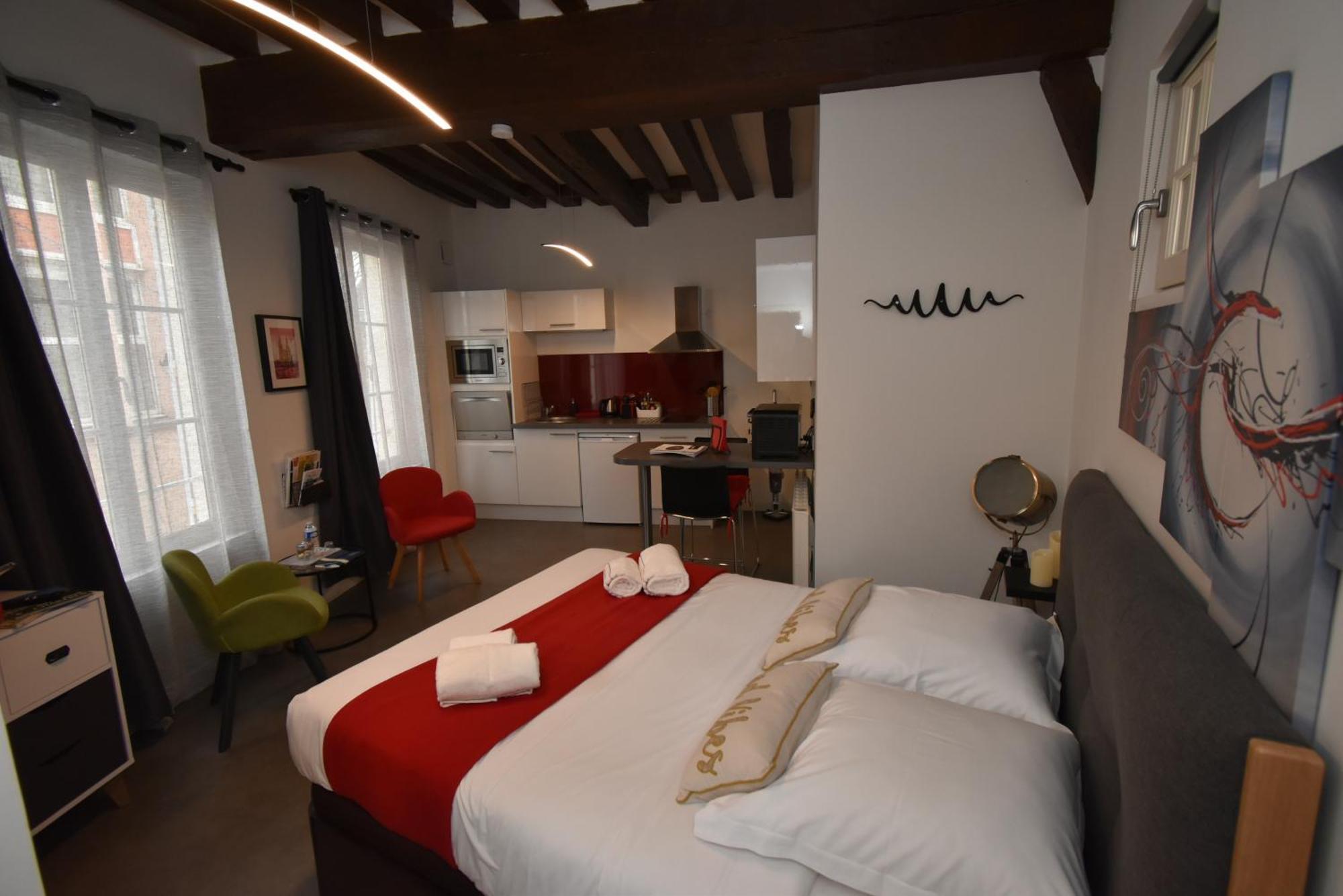 Le Saint-Aignan, Nuits-Chartraines, Parking Prive A Quelques Minutes, 3 Etoiles Apartment Шартър Екстериор снимка