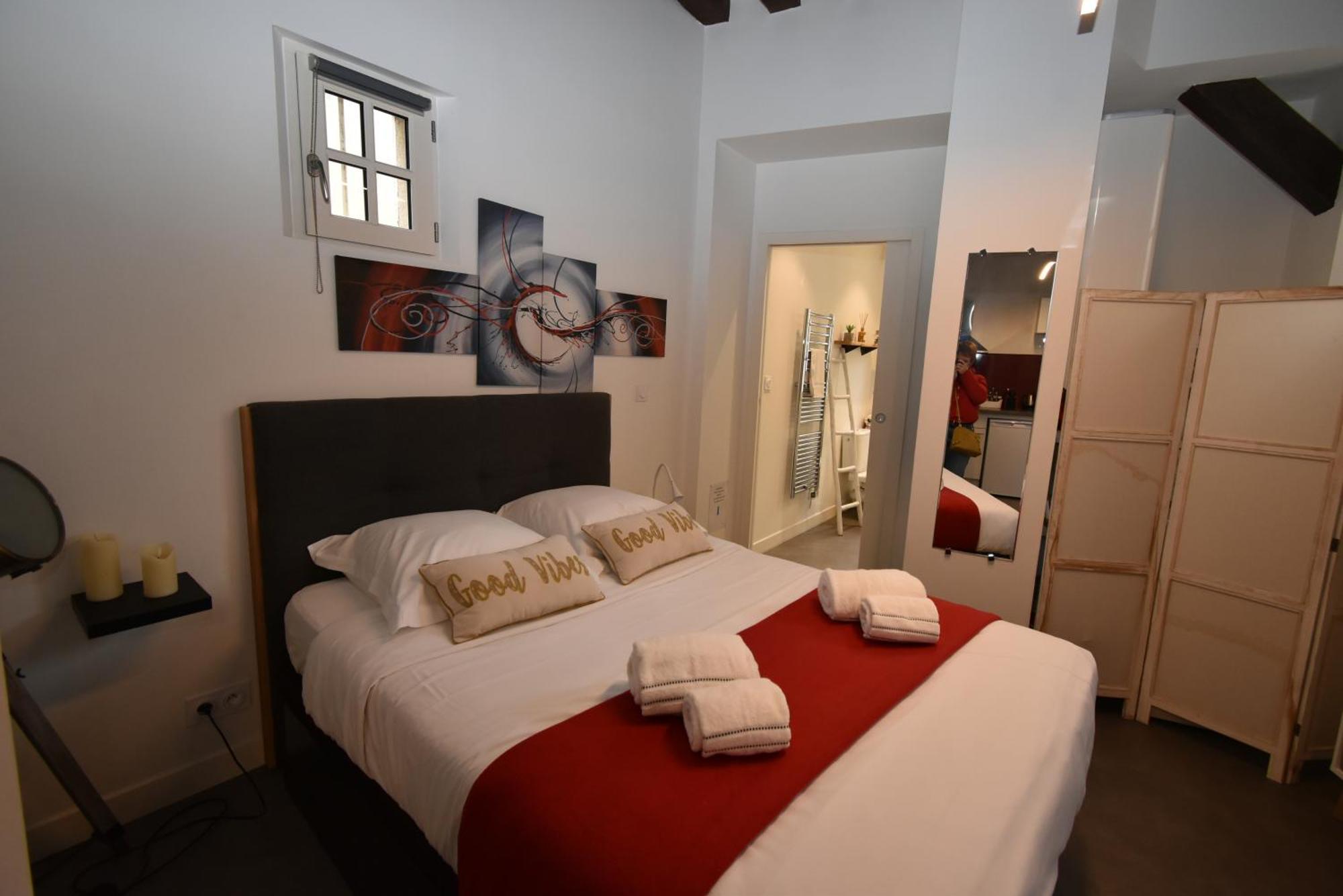Le Saint-Aignan, Nuits-Chartraines, Parking Prive A Quelques Minutes, 3 Etoiles Apartment Шартър Екстериор снимка